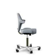 HÅG Capisco 8106 - Select (Gabriel) - Wol / Polyamide - SC60139 - Light grey - Wit - 150mm - Harde wielen t.b.v. zachte vloeren thumbnail