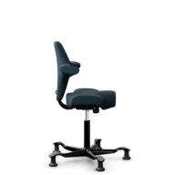 HÅG Capisco 8106 - Select (Gabriel) - Wolle / Polyamid - SC66194 - Blue - Schwarz - 150mm (Sitzhöhe 40-55cm) - Bodengleiter thumbnail