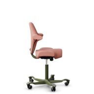 HÅG Capisco 8106 - Select (Gabriel) - Laine / Polyamide - SC64213 - Light blush - Moss Grey - 265 mm (hauteur d’assise 53–79 cm) - Roues dures pour sols souples thumbnail