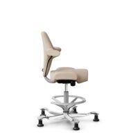 HÅG Capisco 8106 - Select (Gabriel) - Wol / Polyamide - SC61188 - Light beige - Framekleur - Zilver - Gasveer - 265 mm (Zithoogte 53-79cm) - Vloercontact - Glijdoppen - Voetenring - Ja, in framekleur - Voetster - Ja, voetster in gepolijst aluminium thumbnail