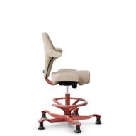 HÅG Capisco 8106 - Select (Gabriel) - Wol / Polyamide - SC61188 - Light beige - Framekleur - Blush Rose - Gasveer - 200 mm (Zithoogte 46-64cm) - Vloercontact - Glijdoppen - Voetenring - Ja, in framekleur - Voetster - Nee, voetster in framekleur thumbnail