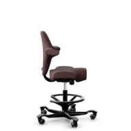 HÅG Capisco 8106 - Select (Gabriel) - Wol / Polyamide - SC61186 - Chestnut - Framekleur - Zwart - Gasveer - 265 mm (Zithoogte 53-79cm) - Vloercontact - Harde wielen t.b.v. zachte vloeren - Voetenring - Ja, in framekleur - Voetster - Nee, voetster in fr... thumbnail
