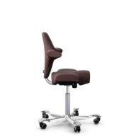 HÅG Capisco 8106 - Select (Gabriel) - Laine / Polyamide - SC61186 - Chestnut - Argent - 265 mm (hauteur d’assise 53–79 cm) - Roues souples pour sols durs thumbnail