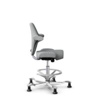 HÅG Capisco 8106 - Capture (Gabriel) - Wol / Polyamide - CPT4102 - Light grey - Framekleur - Zilver - Gasveer - 265 mm (Zithoogte 53-79cm) - Vloercontact - Glijdoppen - Voetenring - Ja, in framekleur - Voetster - Ja, voetster in gepolijst aluminium thumbnail