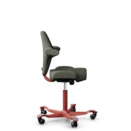HÅG Capisco 8106 - Capture (Gabriel) - Laine / Polyamide - CPT4401 - Warm grey - Blush Rose - 265 mm (hauteur d’assise 53–79 cm) - Roues souples pour sols durs thumbnail