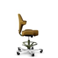 HÅG Capisco 8106 - Capture (Gabriel) - Laine / Polyamide - CPT6401 - Ochre - Moss Grey - 200 mm (hauteur d’assise 46–64 cm) - Roues souples pour sols durs thumbnail