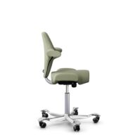 HÅG Capisco 8106 - Capture (Gabriel) - Laine / Polyamide - CPT5101 - Green-grey - Argent - 150 mm (hauteur d’assise 40–55 cm) - Roues souples pour sols durs thumbnail
