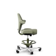 HÅG Capisco 8106 - Capture (Gabriel) - Laine / Polyamide - CPT5101 - Green-grey - Moss Grey - 200 mm (hauteur d’assise 46–64 cm) - Roues souples pour sols durs thumbnail