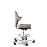 HÅG Capisco 8106 - Capture (Gabriel) - Laine / Polyamide - CPT5103 - Light beige - Argent - 200 mm (hauteur d’assise 46–64 cm) - Roues dures pour sols souples thumbnail