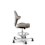 HÅG Capisco 8106 - Capture (Gabriel) - Laine / Polyamide - CPT5103 - Light beige - Argent - 265 mm (hauteur d’assise 53–79 cm) - Patins thumbnail