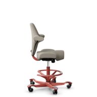 HÅG Capisco 8106 - Capture (Gabriel) - Laine / Polyamide - CPT5103 - Light beige - Blush Rose - 265 mm (hauteur d’assise 53–79 cm) - Roues dures pour sols souples thumbnail