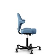 HÅG Capisco 8106 - Oceanic (Camira) - Recyceltes Polyesters - OCI011 - Light blue - Schwarz - 265 mm (Sitzhöhe 53-79cm) - Bodengleiter thumbnail