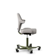HÅG Capisco 8106 - Oceanic (Camira) - Poliéster reciclado - OCI014 - Light beige - Moss Grey - 200 mm (seat height 46-64cm) - Soft castors for hard floors thumbnail