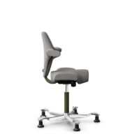 HÅG Capisco 8106 - Oceanic (Camira) - Recyceltes Polyesters - OCI008 - Warm grey - Moss Grey - 265 mm (Sitzhöhe 53-79cm) - Bodengleiter thumbnail