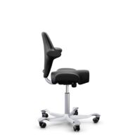 HÅG Capisco 8106 - Puxx 1 (Oniro) - Polyurethan-Kunstleder - PU215816 - Black - Silber - 200 mm (Sitzhöhe 46-64cm) - Weiche Rollen für harte Böden thumbnail