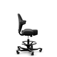 HÅG Capisco 8106 - Illusion 3.0 (Nevotex) - Cuero sintético de poliuretano - ILU3110 - Black - Black - 200 mm (seat height 46-64cm) - Hard castors for soft floors thumbnail