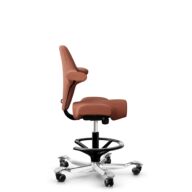 HÅG Capisco 8106 - Sirdal (GU) - Wool - SRD630 - Brick red - Black - 265 mm (seat height 53-79cm) - Hard castors for soft floors thumbnail