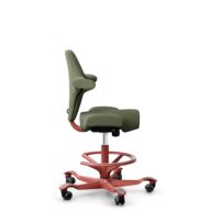 HÅG Capisco 8106 - Sirdal (GU) - Laine - SRD960 - Green - Blush Rose - 200 mm (hauteur d’assise 46–64 cm) - Roues souples pour sols durs thumbnail