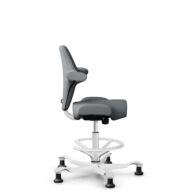 HÅG Capisco 8106 - Steelcut Trio 3 (Kvadrat) - Laine / Polyamide - STT153 - Grey - Blanc - 200 mm (hauteur d’assise 46–64 cm) - Patins thumbnail