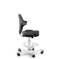 HÅG Capisco 8106 - Steelcut Trio 3 (Kvadrat) - Laine / Polyamide - STT383 - Charcoal - Blanc - 200 mm (hauteur d’assise 46–64 cm) - Roues dures pour sols souples thumbnail
