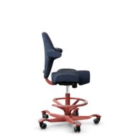 HÅG Capisco 8106 - Steelcut Trio 3 (Kvadrat) - Laine / Polyamide - STT796 - Blue - Blush Rose - 265 mm (hauteur d’assise 53–79 cm) - Roues dures pour sols souples thumbnail