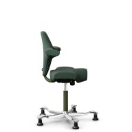 HÅG Capisco 8106 - Steelcut Trio 3 (Kvadrat) - Laine / Polyamide - STT966 Brown grey - Moss Grey - 200 mm (hauteur d’assise 46–64 cm) - Patins thumbnail