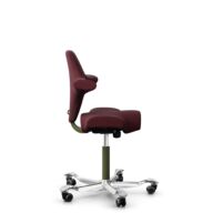 HÅG Capisco 8106 - Steelcut 3 (Kvadrat) - Laine / Polyamide - STT682 Chestnut - Moss Grey - 200 mm (hauteur d’assise 46–64 cm) - Roues dures pour sols souples thumbnail