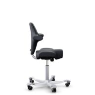 HÅG Capisco 8106 - Paloma Soft (Wollsdorf) - Skóra półanilinowa - ATG55185 - Charcoal - Silver - 150mm (seat height 40–55cm) - Soft castors for hard floors thumbnail