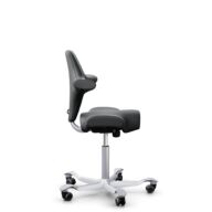 HÅG Capisco 8106 - Paloma Soft (Wollsdorf) - Cuir semi-aniline - ATG55206 - Grey - Argent - 200 mm (hauteur d’assise 46–64 cm) - Roues dures pour sols souples thumbnail