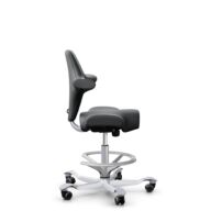 HÅG Capisco 8106 - Paloma Soft (Wollsdorf) - Semi-Anilinleder - ATG55206 - Grey - Silber - 265 mm (Sitzhöhe 53-79cm) - Harte Rollen für weiche Böden thumbnail