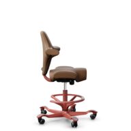 HÅG Capisco 8106 - Paloma Soft (Wollsdorf) - Semi-aniline Leder - PL05429 Cognac - Framekleur - Blush Rose - Gasveer - 200 mm (Zithoogte 46-64cm) - Vloercontact - Zachte wielen t.b.v. harde vloeren - Voetenring - Ja, in framekleur - Voetster - Nee, voe... thumbnail