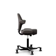 HÅG Capisco 8106 - Elmosoft (Elmo) - Semi-aniline leather - EL93068 - Dark brown - Black - 150mm (seat height 40–55cm) - Glides thumbnail