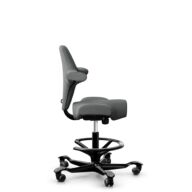 HÅG Capisco 8106 - Cura Loop (Gabriel) - Polyester recyclé - CLP60109 - Grey - Noir - 265 mm (hauteur d’assise 53–79 cm) - Roues dures pour sols souples thumbnail