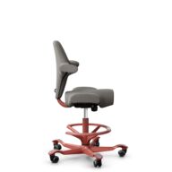 HÅG Capisco 8106 - Cura Loop (Gabriel) - Polyester recyclé - CLP61168 Beige-grey - Blush Rose - 200 mm (hauteur d’assise 46–64 cm) - Roues dures pour sols souples thumbnail